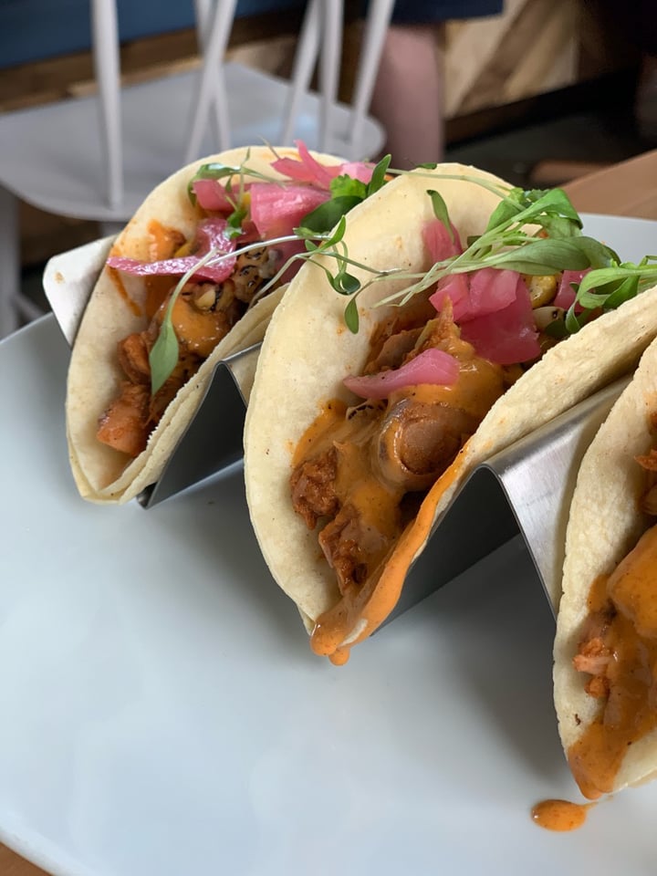 review photo of Verdine Jackfruit Carnitas shared by @christouffer on 29 Sep 2019 - review