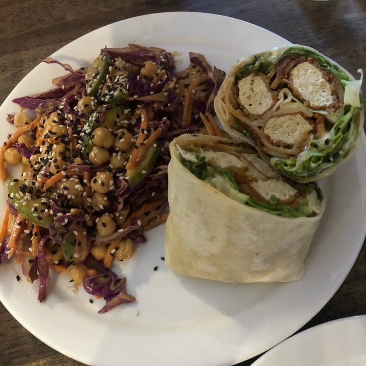 photo of Rise Above Pizza & Wings Nuggie Bacon Ranch Wrap shared by @sueprozak on  07 Nov 2022 - review