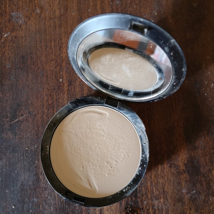 photo of PuroBIO Cosmetico Compact Foundation shared by @rachele82 on  29 Jun 2021 - review