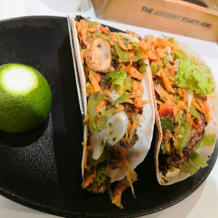 review photo of Roadster Diner Vegan Burger & Vegan Tacos shared by @louay on 06 Dec 2020 - review