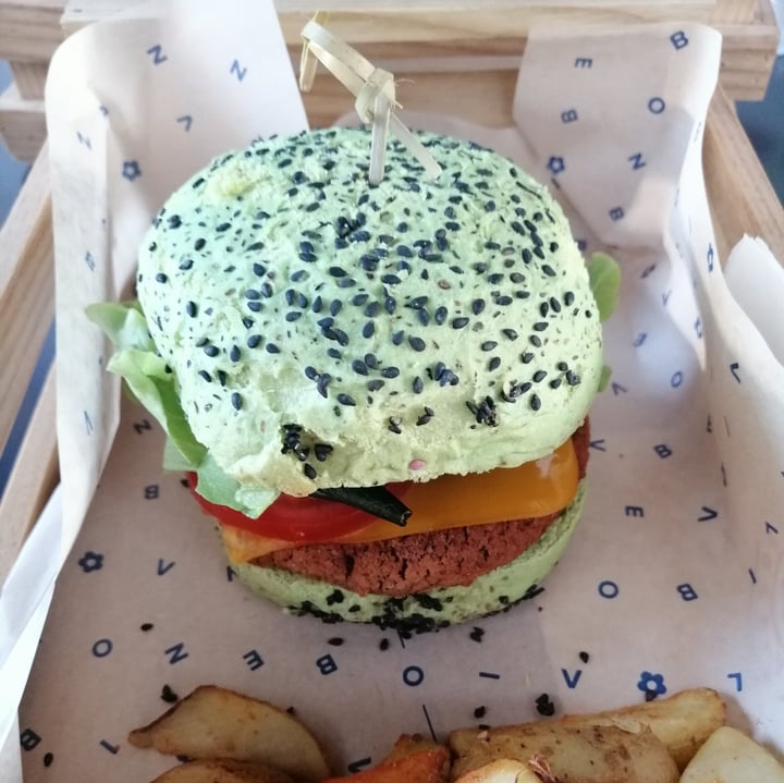 photo of Flower Burger Jungle Burger shared by @manuzen on  31 Aug 2021 - review