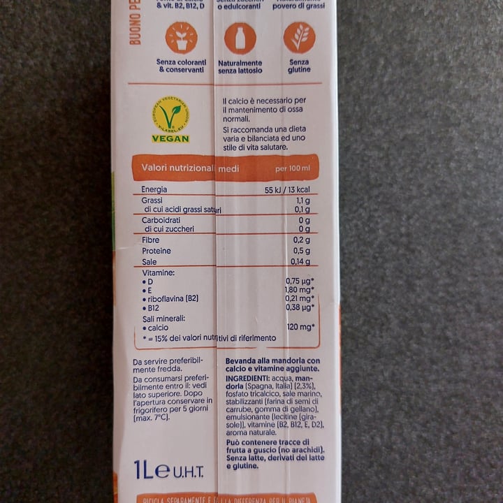 review photo of Alpro latte di mandorla senza zuccheri shared by @mariaq on 25 Jun 2022 - review