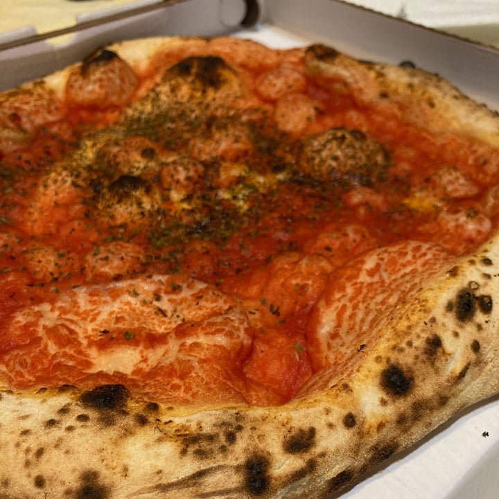 photo of PIZZERIA IL MARAJA' Pizza Marinara shared by @giusferrara on  03 Jul 2022 - review