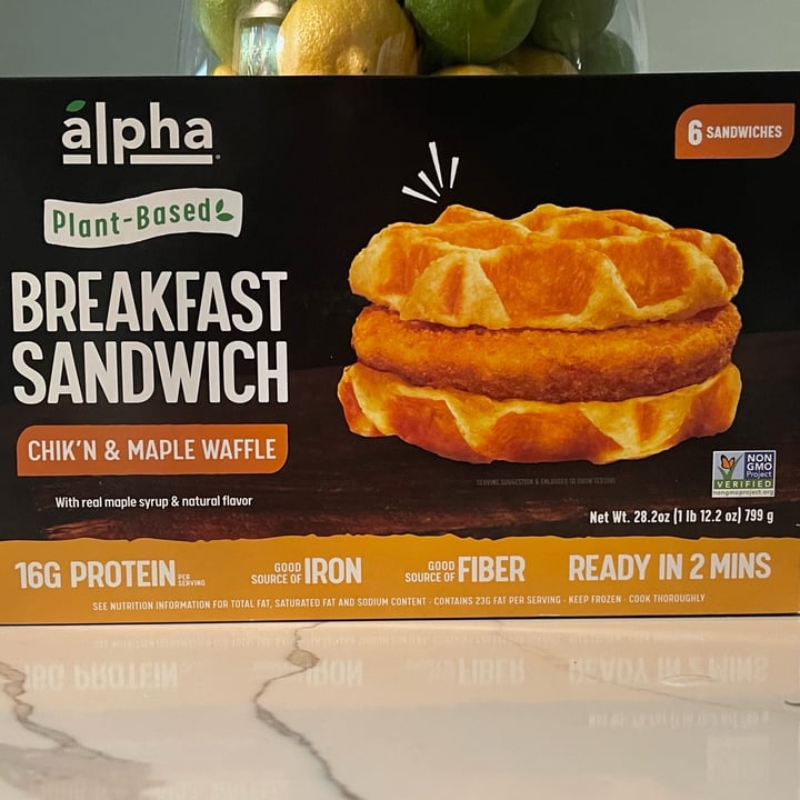 photo of Alpha Foods Plant-Based Breakfast Sandwich Chik’n & Maple Waffle shared by @ellefire on  13 Nov 2022 - review