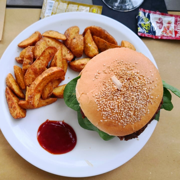 photo of Il Filò Popeye Burger shared by @saragoldoni on  16 Jun 2022 - review