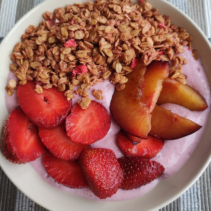review photo of Rude health Crunchy Berry Granola shared by @giovannacaivano on 23 May 2022 - review