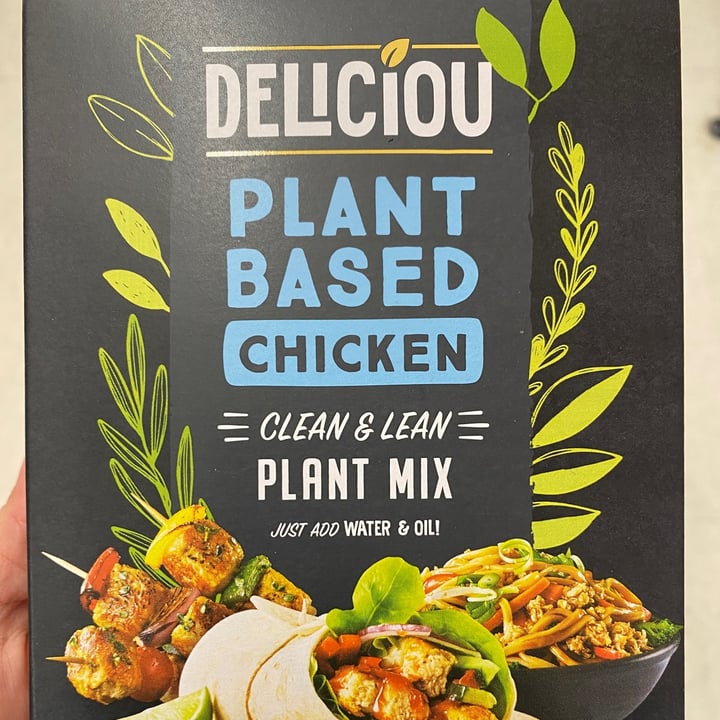 photo of Deliciou Plant Based Chicken shared by @anacacarolina on  09 Jun 2022 - review