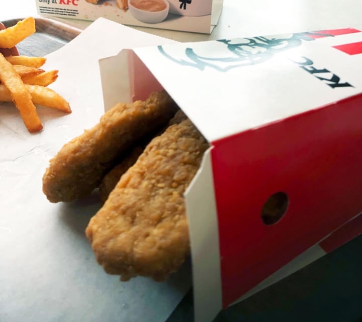 photo of KFC Vegan fried chicken shared by @charlottehartley on  24 Dec 2019 - review