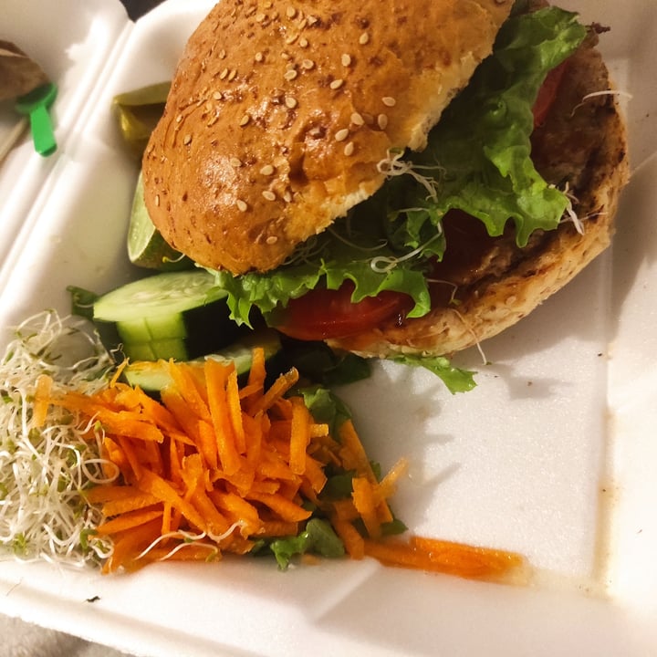 photo of esTACOmo quiere hamburguesa shared by @esterarroyo on  07 Aug 2022 - review