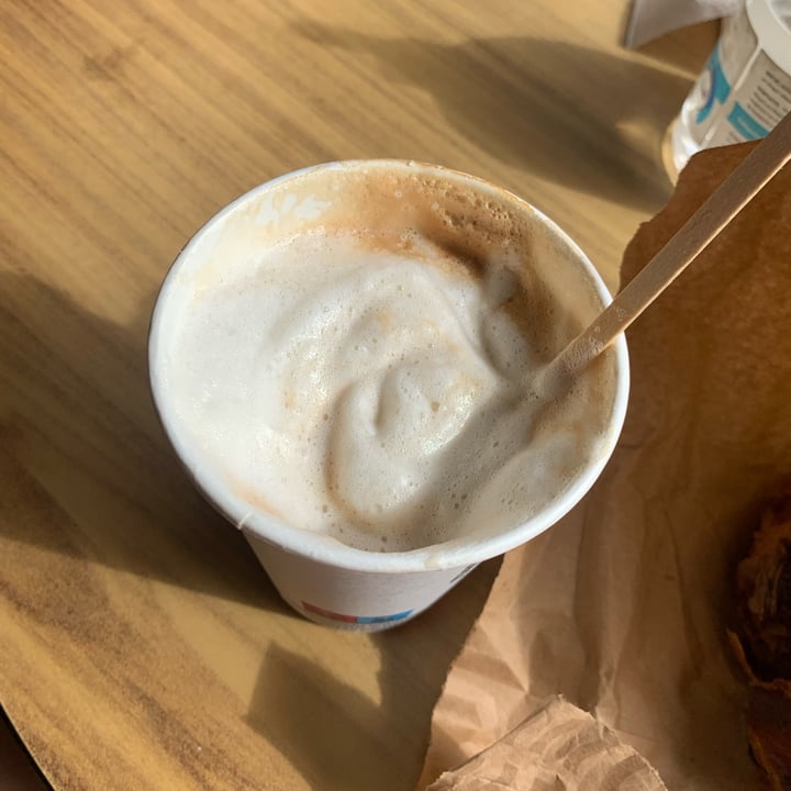 photo of Starbucks Soy Cappuccino shared by @giobarale on  06 Apr 2022 - review