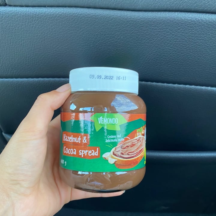 photo of Vemondo Hazelnut & Cocoa Spread shared by @ellinorjulia on  28 Jul 2021 - review