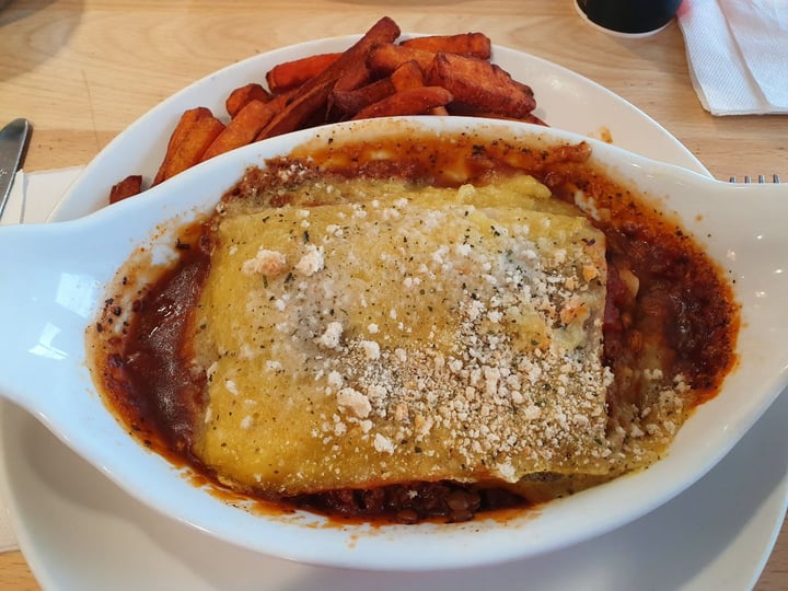 photo of Morrisons Cafe Butternut Squash and Lentil Lasagne shared by @gwennypenny on  10 Feb 2020 - review