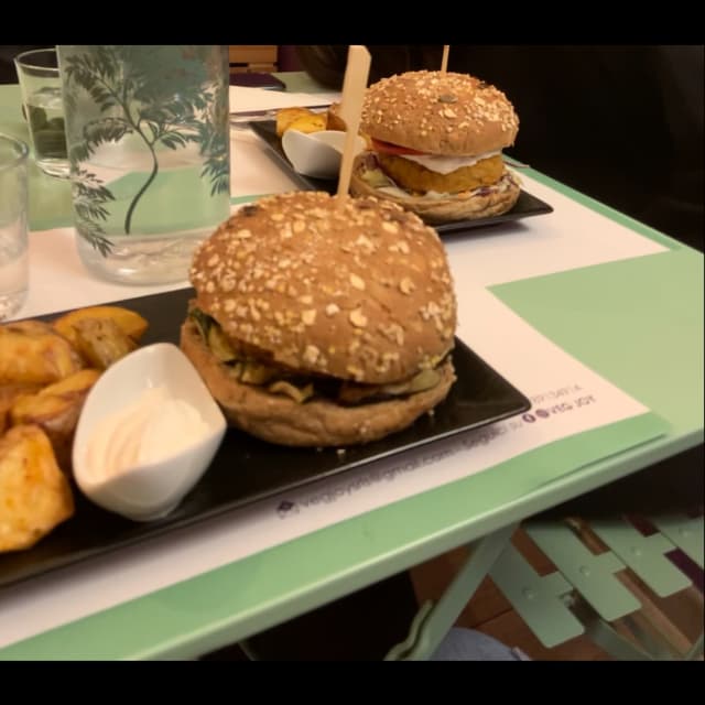 Photo of the dish “Gourmet burger”