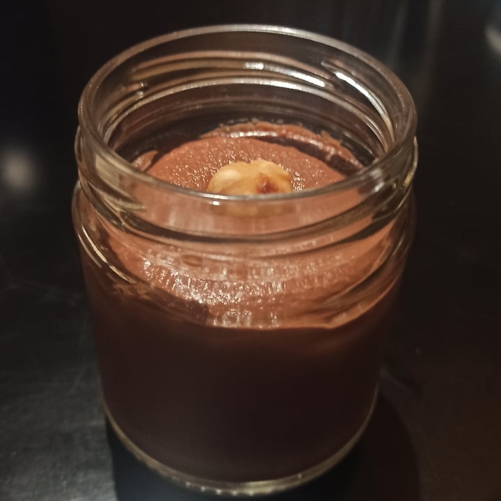 photo of Veganaki Hazelnut-chocolate praline shared by @annamiou on  04 Aug 2022 - review