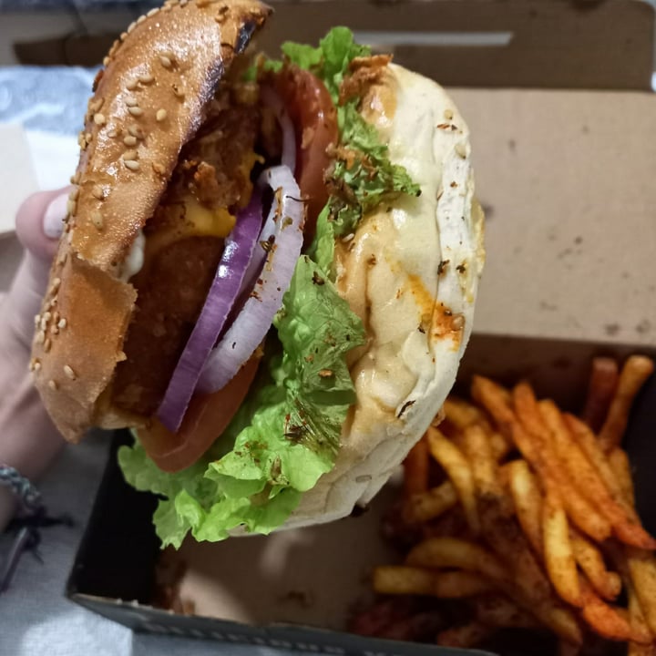 photo of Mad Mad Vegan Rock’n Chick’n shared by @elenacasadoyt on  03 Feb 2022 - review
