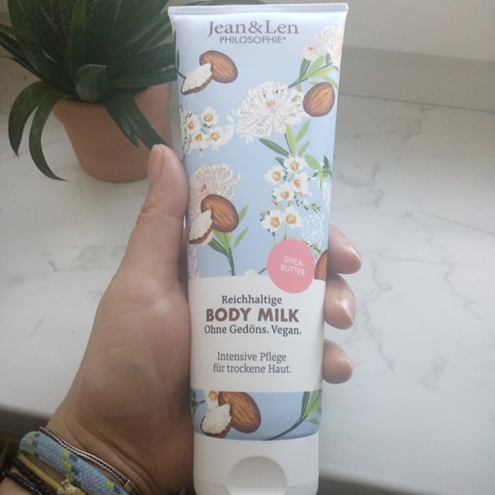 Jean&Len Body Milk Review | abillion