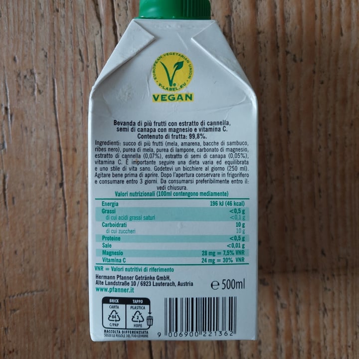 review photo of Pfanner #StaiSereno Spremuta di frutta + canapa cannella shared by @memma00 on 07 Apr 2022 - review