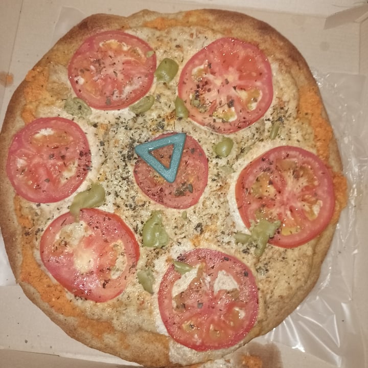 review photo of BahĂa Verde pizza napolitana shared by @vicalvarezzz on 10 Dec 2022 - review
