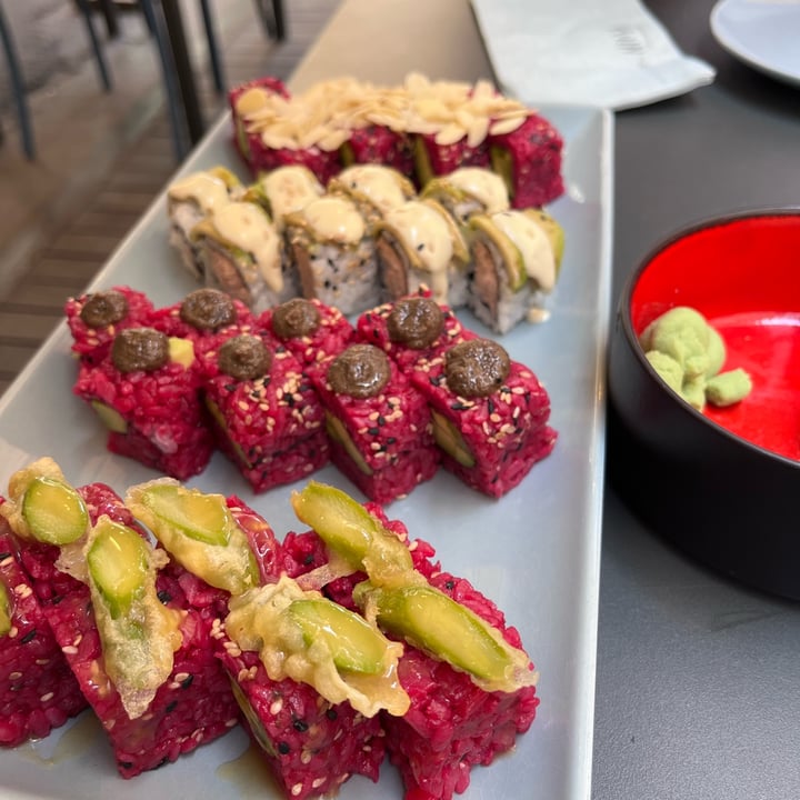 photo of Nima Sushi Pink vegan shared by @valed on  17 Jul 2022 - review