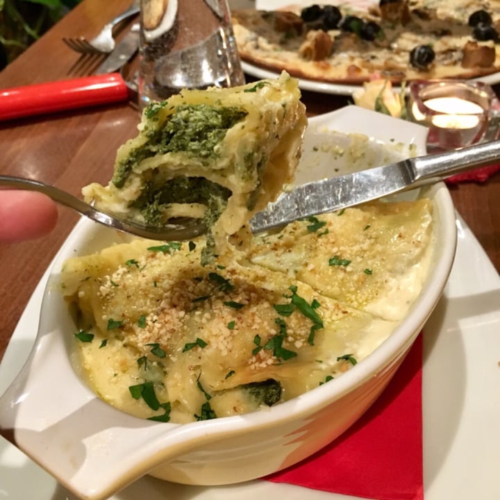 photo of Sora Lella Vegan Roman Restaurant Cannelloni Ricotta e Spinaci shared by @katelouisepowell on  18 Nov 2019 - review