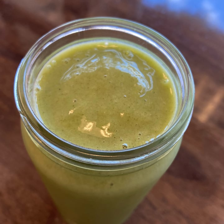 photo of Sprout Vegan Cafe Greens Blend Smoothie shared by @raatz on  07 Sep 2022 - review