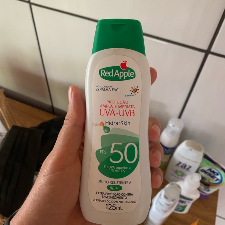 review photo of Red apple Protetor Solar shared by @nayaraacosta on 03 Feb 2022 - review