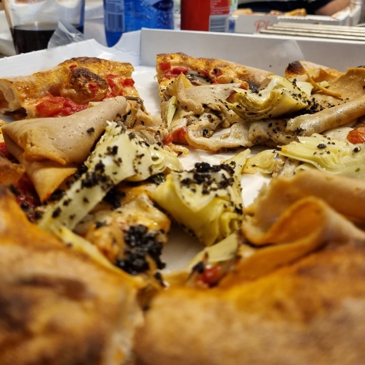 photo of Pizzeria "I Partenopei" Brescia Vegacciosa shared by @ellasyoga on  25 Aug 2022 - review
