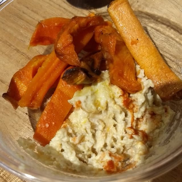 Photo of the dish “Entraditas - Zanahorias Y Hummus”