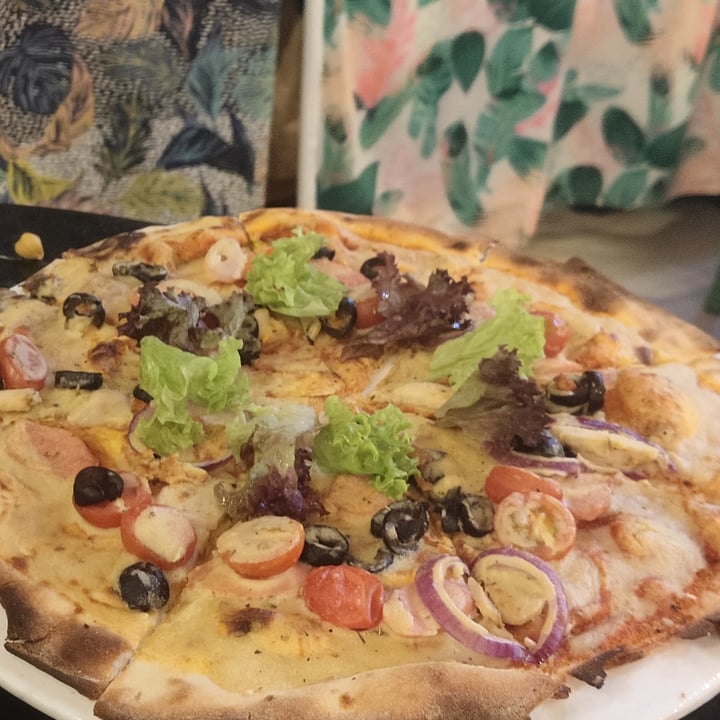 photo of WellSmoocht Whats Up Dawg Pizza shared by @amazinganne on  30 Oct 2020 - review