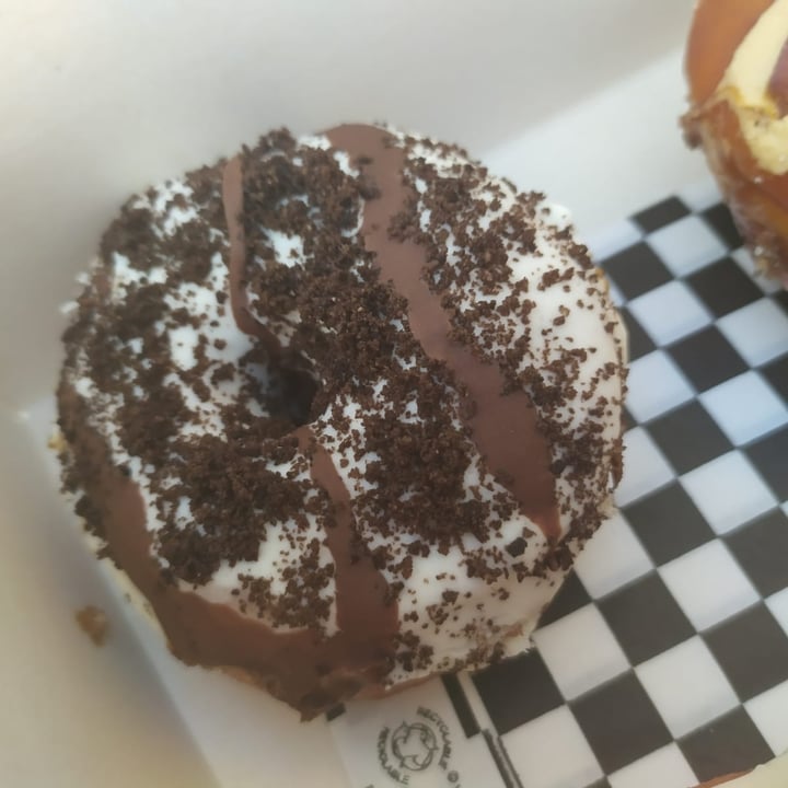photo of Bite Me Café Donut de Oreo shared by @mariencd on  09 Mar 2021 - review