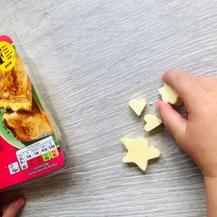 review photo of ASDA Mature Cheddar Alternative Block shared by @veganicious on 06 Aug 2021 - review