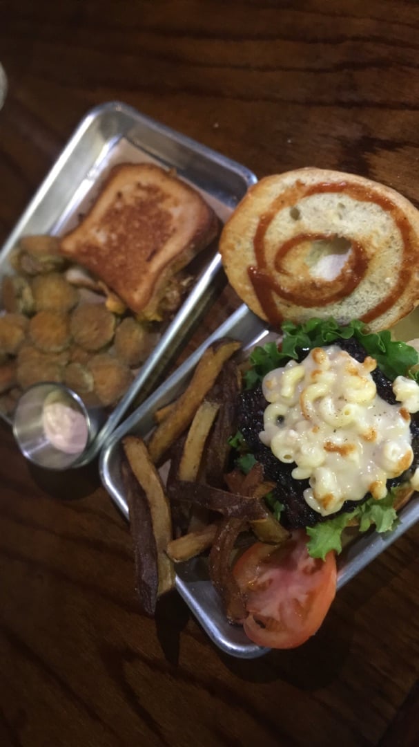 photo of Murray Hillbilly Darn Tootin Sandwich shared by @madidemmer on  10 Jan 2020 - review