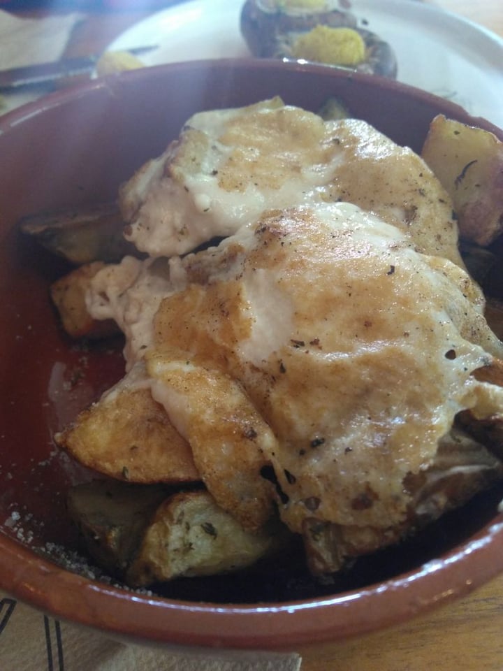 review photo of Estilo Veggie Papas con queso shared by @belbel on 07 Aug 2019 - review