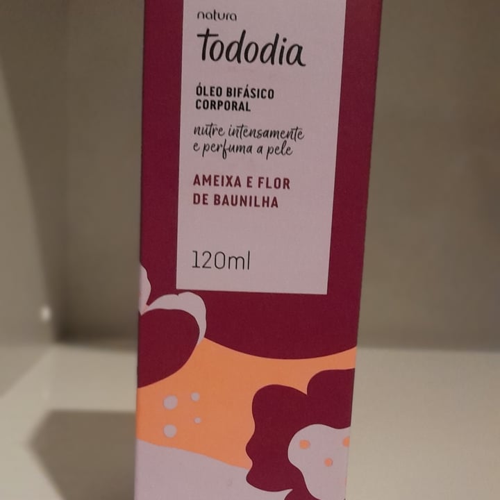 review photo of Natura Hidratante corporal ameixa e flor de baunilha shared by @pricosta on 10 Aug 2022 - review