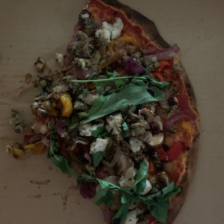 photo of Carlucci’s | Meerendal Vegan Pizza shared by @peppadew on  27 Sep 2020 - review
