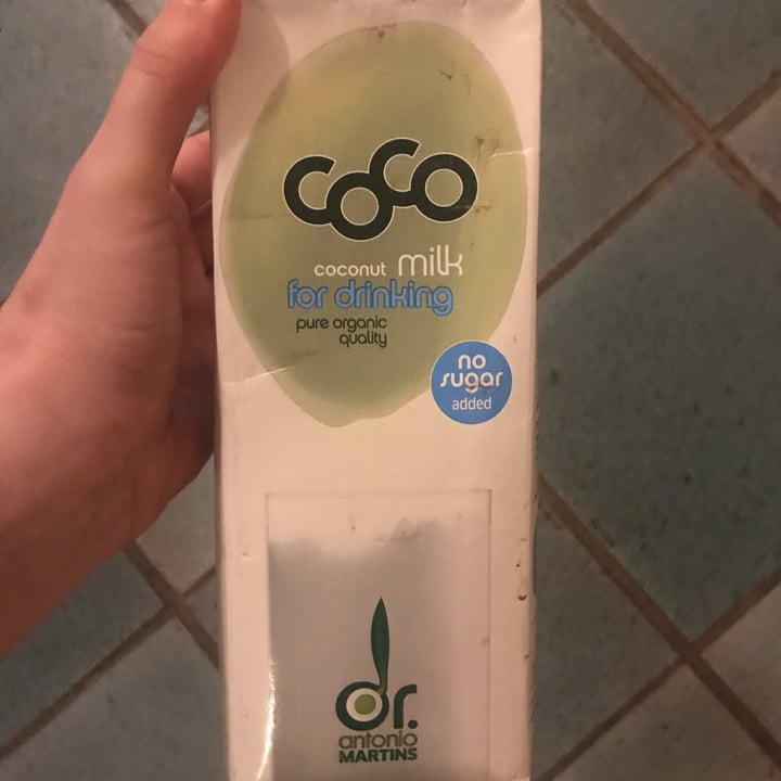 review photo of Dr Antonio Martins Coconut milk shared by @arielgaudino on 27 Dec 2021 - review
