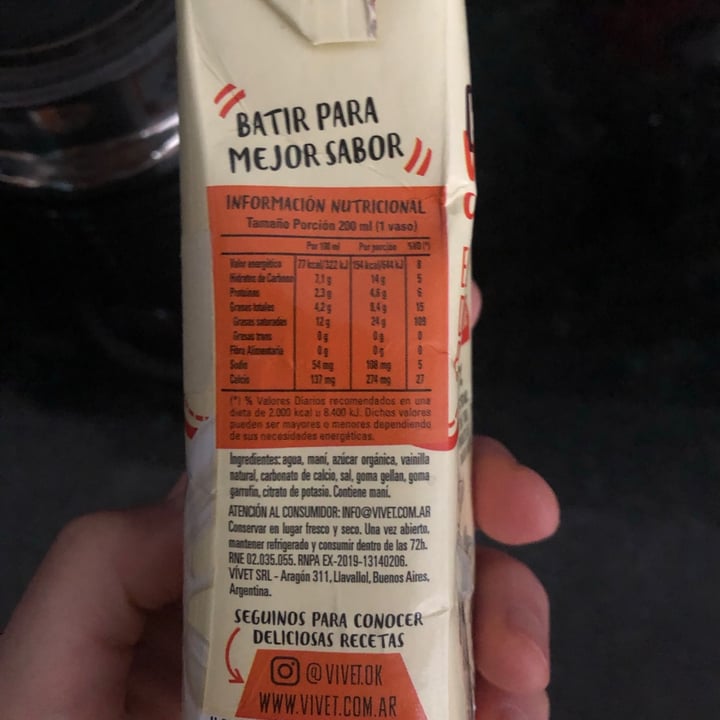 photo of Vívet Leche de Cacahuate sabor Vainilla Caramel shared by @vickydeb on  27 Jul 2020 - review