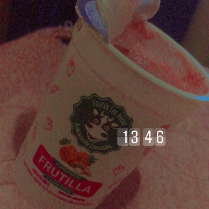 review photo of Felices Las Vacas Yogurt sabor Frutilla shared by @julianafigueroa5 on 22 Nov 2020 - review