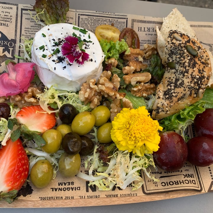 review photo of Bubita Sangria Bar I goat you! shared by @lallino on 29 Nov 2022 - review