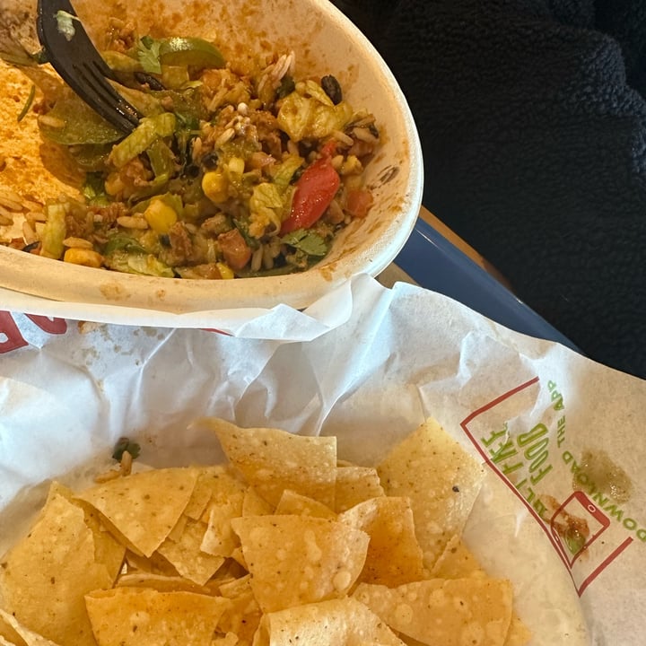 photo of Salsarita's Fresh Mexican Grill Plant Based Chorizo Bowl shared by @adam0425 on  19 Nov 2022 - review