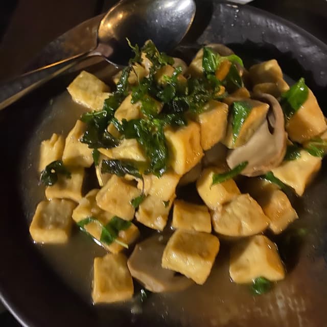 Photo of the dish “Phad Graprow Tau-Hu Hed”