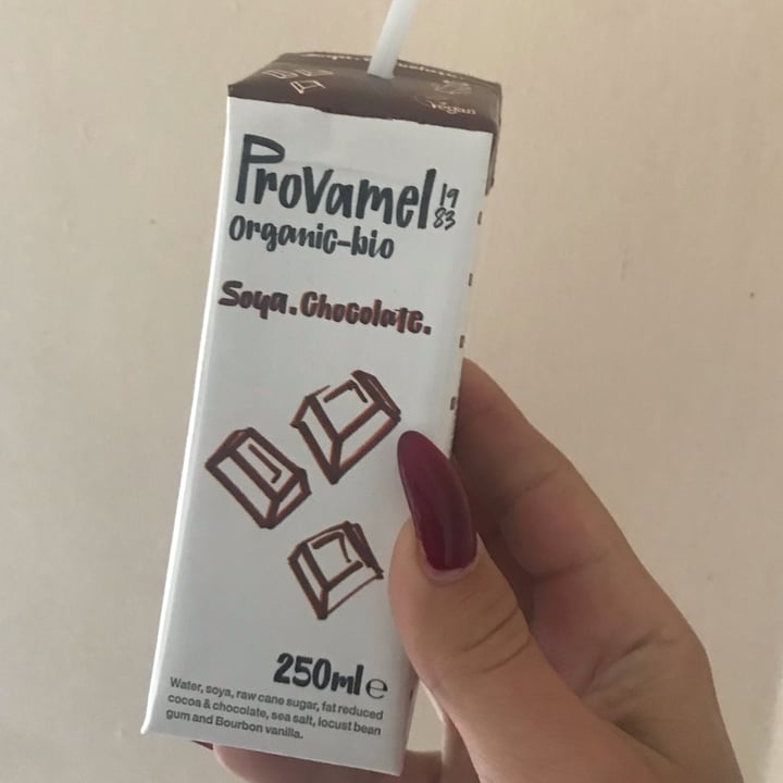 photo of Provamel Bebida de soja y chocolate shared by @mariella on  11 Nov 2021 - review