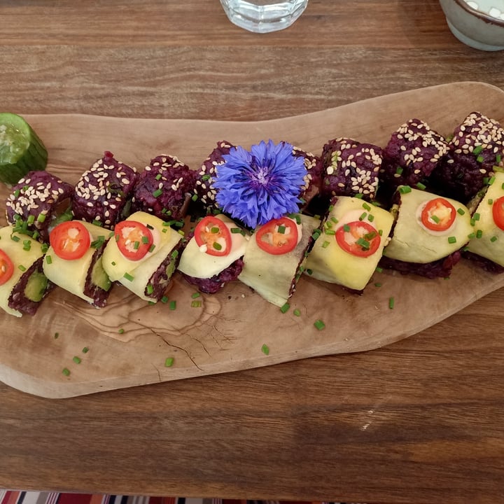photo of Vegan Sushi Bar Vegan Salmon shared by @marsss on  09 Jul 2022 - review