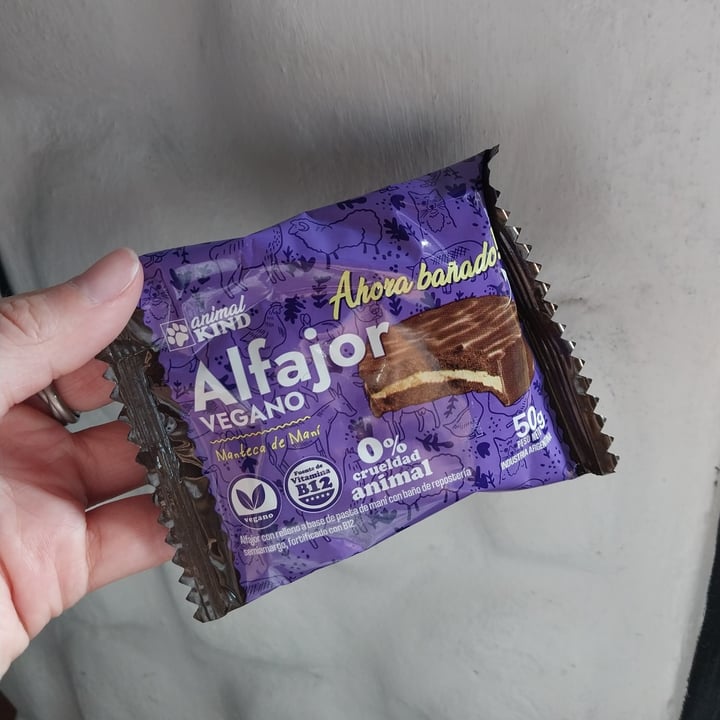 photo of Animal kind Alfajor Bañado En Chocolate shared by @julietaaz on  20 Dec 2022 - review
