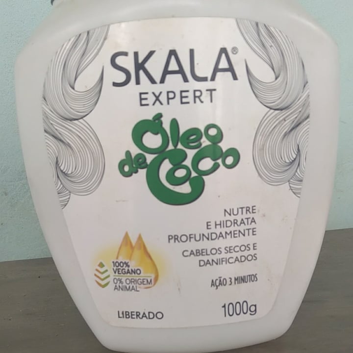photo of Skala Creme De Cabelo Da Skala ( Óleo De Coco) shared by @lilianimais on  30 Jan 2022 - review