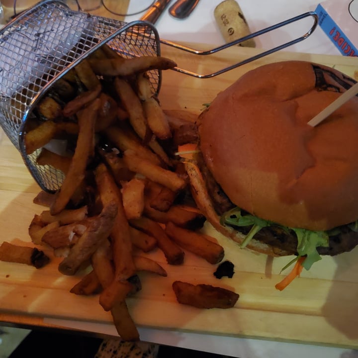 photo of Le Balthazar Burger écoresponsable shared by @paamela on  06 Mar 2022 - review