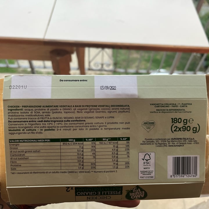 photo of Amo Essere Veg chicken shared by @melyv on  09 Sep 2022 - review