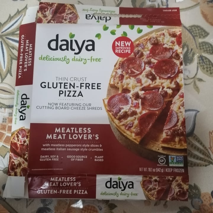 photo of Daiya Meatless Pepperoni Style Pizza shared by @ossus on  19 Apr 2022 - review