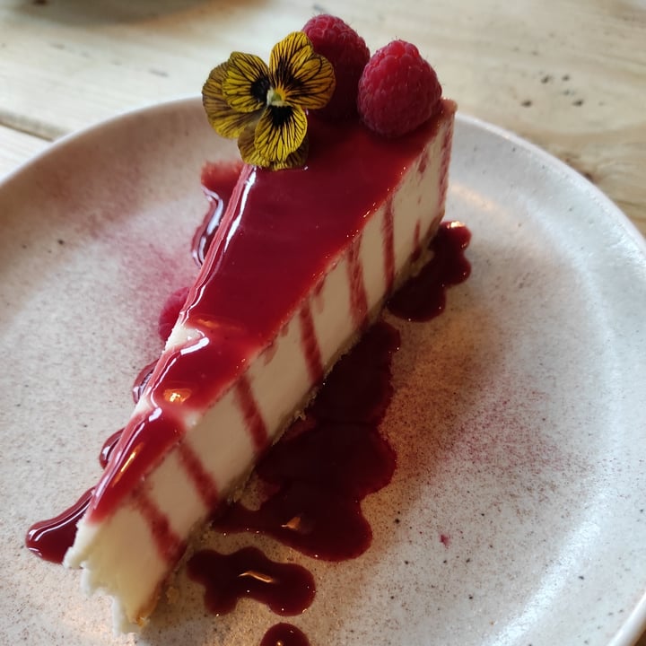 photo of Unity Diner Baked Cheesecake shared by @tuscanvegan on  21 Oct 2021 - review
