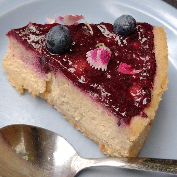 photo of Herbario Café Cheesecake de caju shared by @alexis-furioso on  31 Oct 2021 - review
